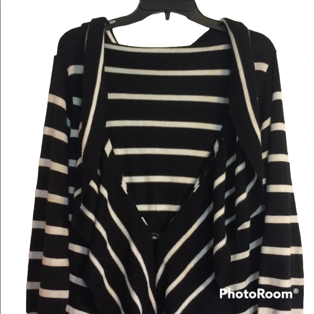 Striped Ruffled Cardigan - Picture 2 of 6